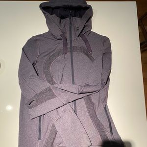 LuLulemon Dark Purple 2 tones / Blue Stride Jacket